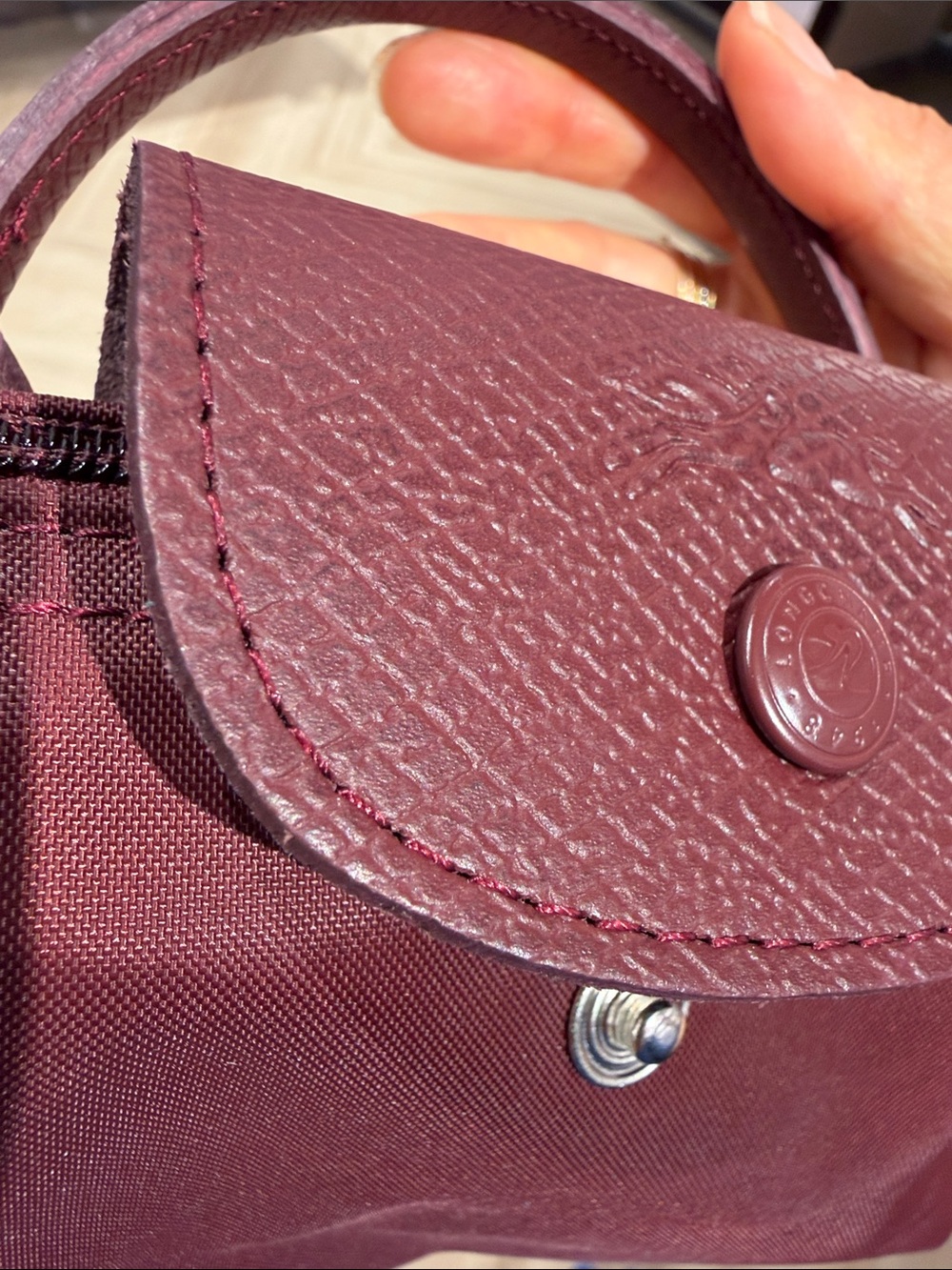 Longchamp LE PLIAGE ONE POUCH color Burgundy